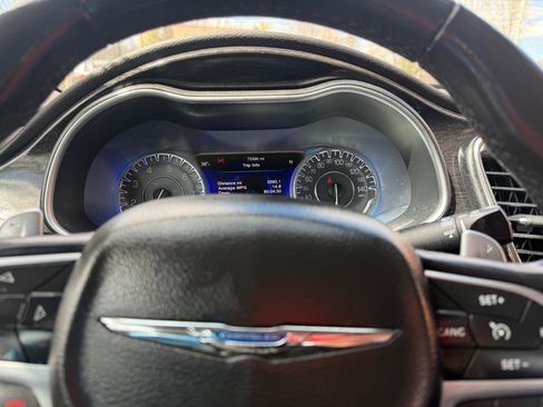 Used 2015 Chrysler 200 C image 17