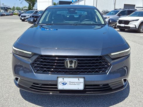 Used 2024 Honda Accord Touring image 2