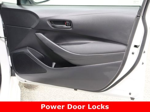 Certified 2024 Toyota Corolla LE image 31