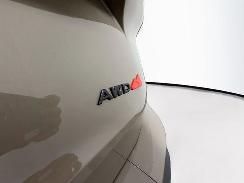 Used 2026 Nissan Rogue SV w/ Rock Creek Premium Package image 31