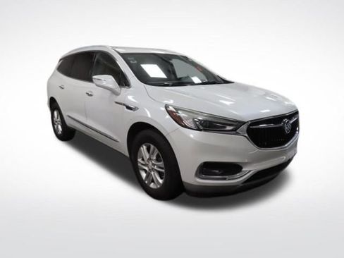 Used 2018 Buick Enclave Essence image 8