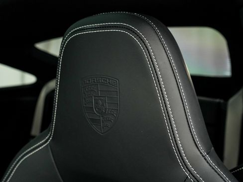 Used 2024 Porsche 911 Carrera GTS image 17