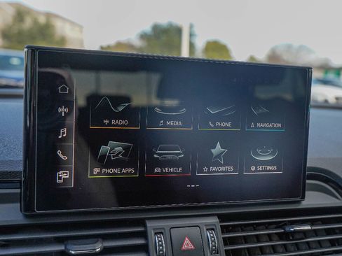 Used 2022 Audi Q5 2.0T Premium Plus image 15