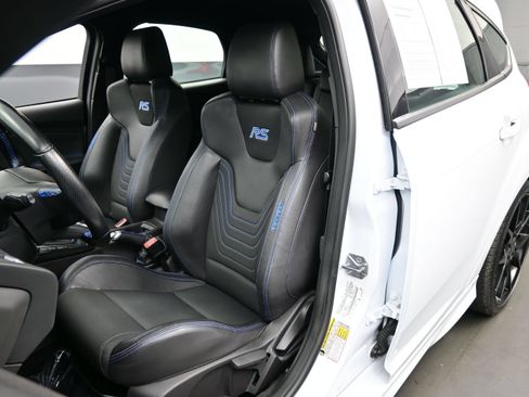 Used 2016 Ford Focus RS AWD/4WD image 13
