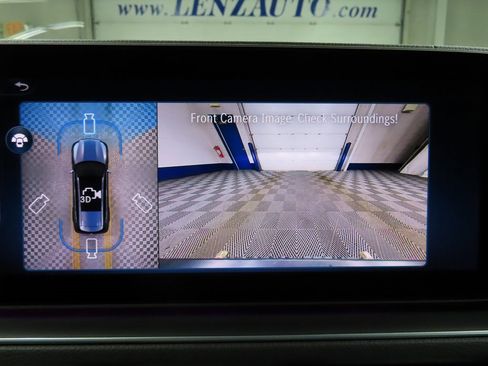 Used 2025 Mercedes-Benz GLS 450 4MATIC image 14