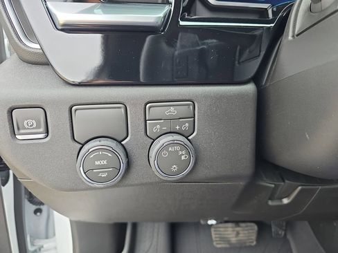 New 2026 Chevrolet Silverado 1500 LT w/ Leather Package image 26