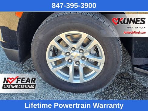 Used 2023 Chevrolet Suburban LT AWD/4WD image 12