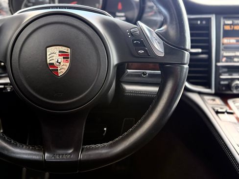 Used 2014 Porsche Panamera AWD/4WD image 27