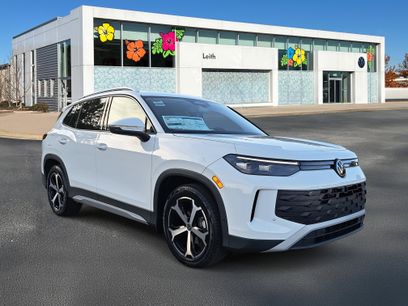 New 2025 Volkswagen Tiguan SE