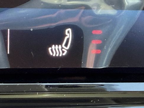 New 2026 Volkswagen Tiguan SE image 21