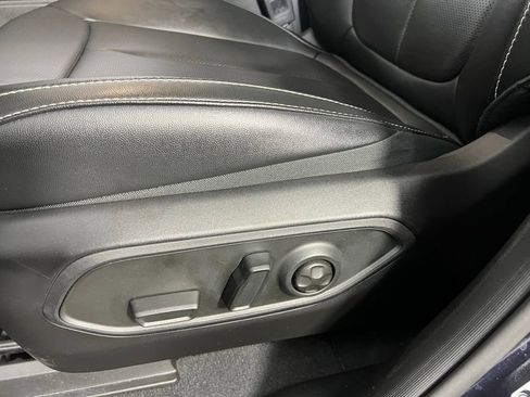 Used 2024 Jeep Grand Cherokee Limited w/ Luxury Tech Group II image 24