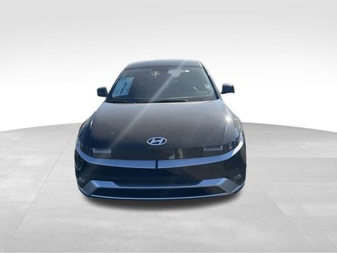 New 2026 Hyundai Ioniq 5 SE image 8