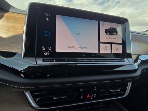 Used 2024 Volkswagen Atlas SE image 22