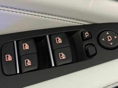 New 2026 BMW X5 xDrive50e w/ M Sport Package image 13