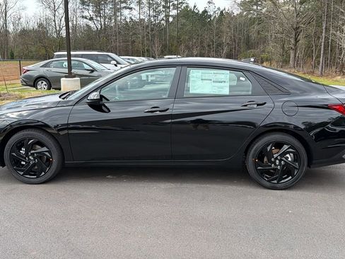 New 2026 Hyundai Elantra Sport FWD image 9