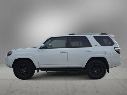 Used 2023 Toyota 4Runner SR5 Premium w/ Moonroof Package image 4