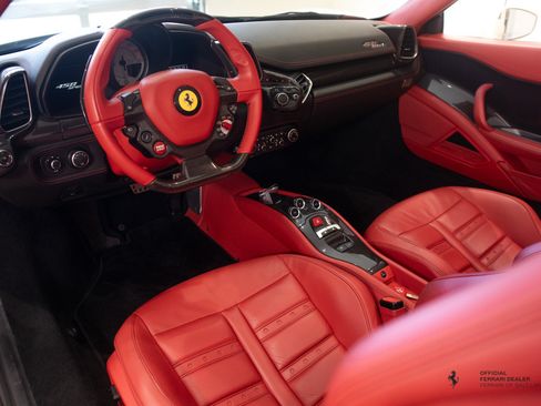 Used 2012 Ferrari 458 Spider RWD image 13