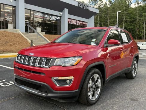 Used 2019 Jeep Compass Limited FWD image 1