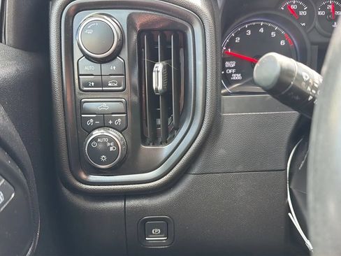 Used 2021 Chevrolet Silverado 1500 Custom w/ LPO, Dark Essentials Package AWD/4WD image 13