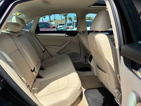 Used 2013 Volkswagen Passat 2.5 SE FWD image 26