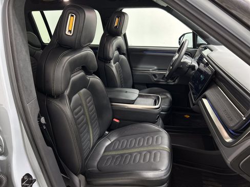 Used 2024 Rivian R1S Adventure AWD/4WD image 24