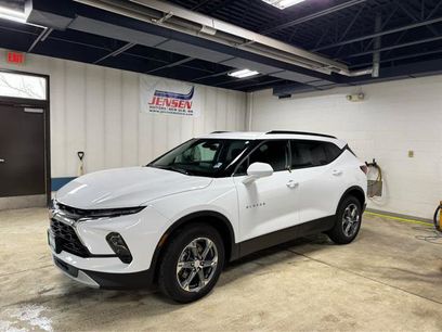 Certified 2025 Chevrolet Blazer LT w/ Convenience Package