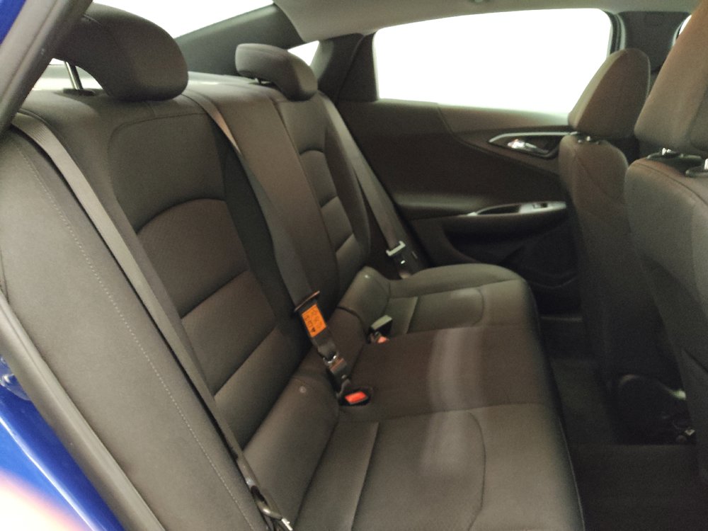 Used 2023 Chevrolet Malibu LS FWD image 19