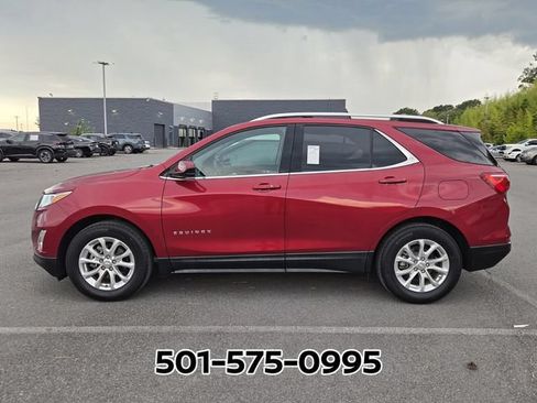 Used 2020 Chevrolet Equinox LT FWD image 2