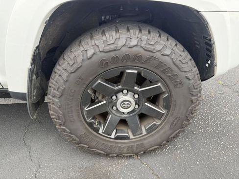 Used 2021 Toyota 4Runner Trail Special Edition AWD/4WD image 7