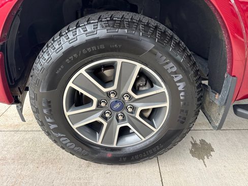 Used 2016 Ford F150 XLT w/ Equipment Group 302A Luxury AWD/4WD image 17
