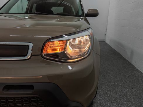 Used 2014 Kia Soul FWD image 5