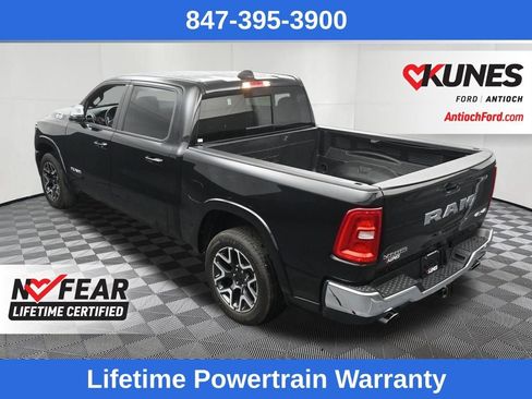 Used 2025 RAM 1500 Laramie AWD/4WD image 32