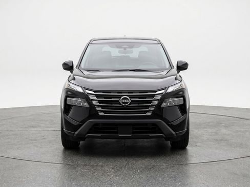 Used 2025 Nissan Rogue SV AWD/4WD image 1