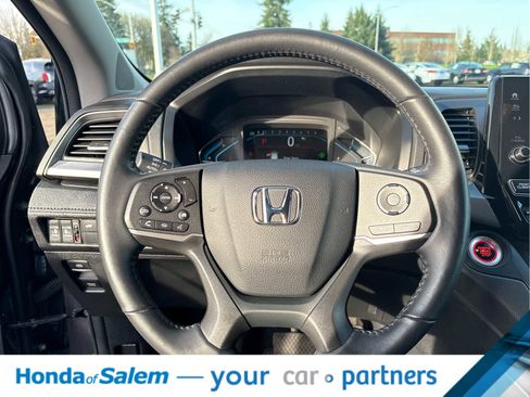 Used 2024 Honda Odyssey EX-L image 17