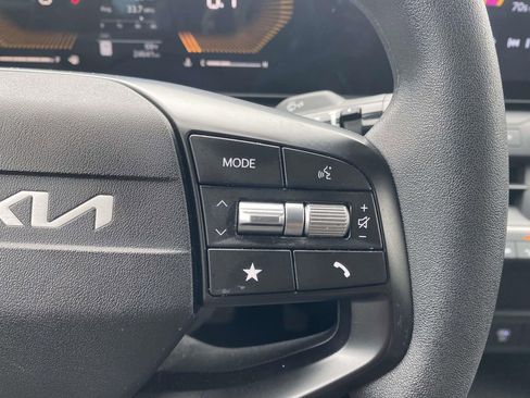Used 2025 Kia K4 FWD image 19