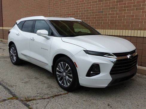 Used 2020 Chevrolet Blazer Premier w/ LPO, Floor Liner Package AWD/4WD image 12