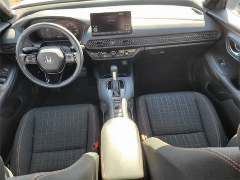 Used 2024 Honda HR-V Sport image 11