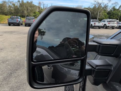 New 2026 Ford F350 Platinum w/ FX4 Off-Road Package AWD/4WD image 7