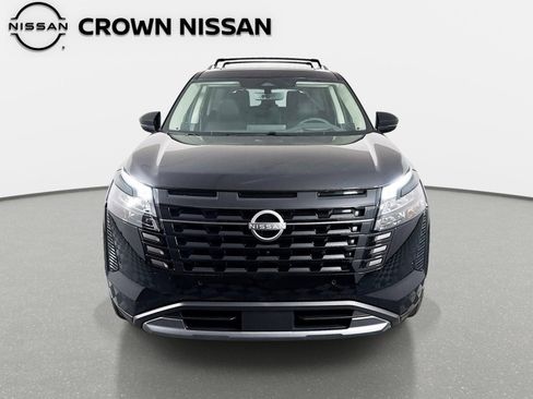 New 2026 Nissan Pathfinder Platinum FWD image 2