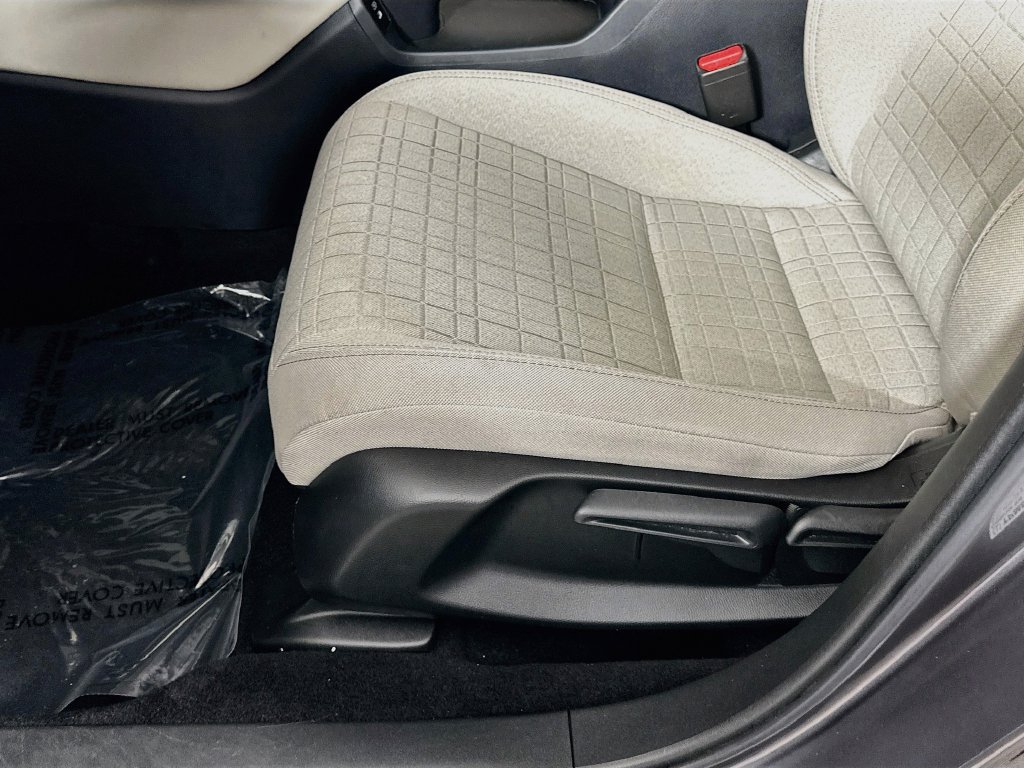 Used 2024 Honda HR-V LX image 24