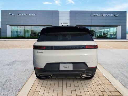 New 2025 Land Rover Range Rover Sport SE AWD/4WD image 6