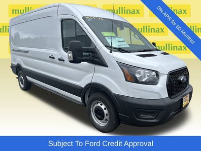New 2025 Ford Transit 250 148 Medium Roof w/ Load Area Protection Package
