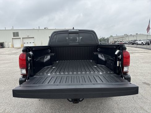 Used 2023 Toyota Tacoma SR AWD/4WD image 20