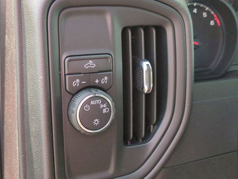 New 2025 Chevrolet Silverado 1500 Custom image 34