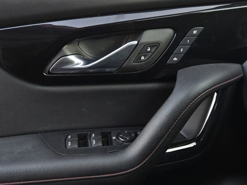 Used 2022 Chevrolet Blazer RS w/ Enhanced Convenience Package image 24