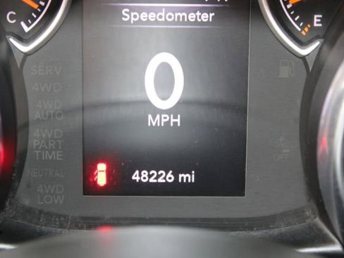 Used 2023 Jeep Wrangler Unlimited Sport AWD/4WD image 17