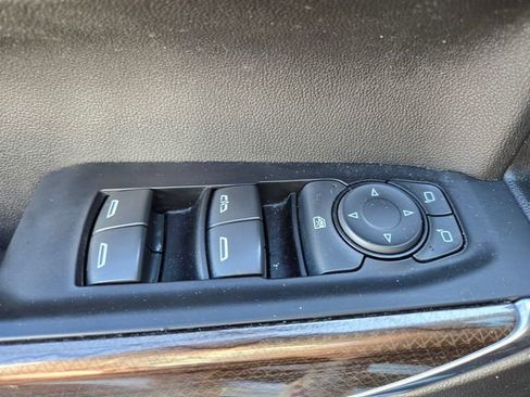 Used 2019 Chevrolet Silverado 1500 LT AWD/4WD image 36