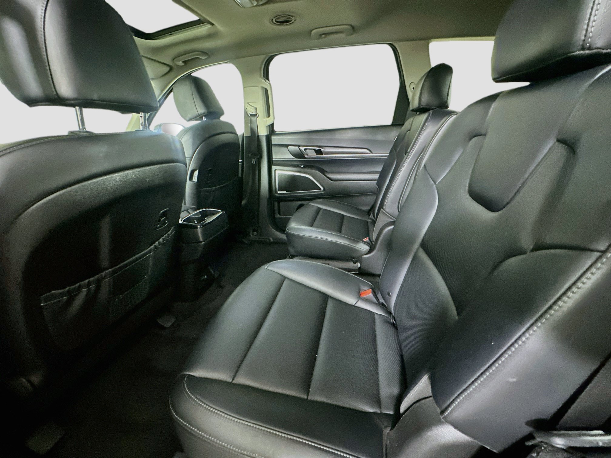 Used 2025 Kia Telluride S FWD image 28