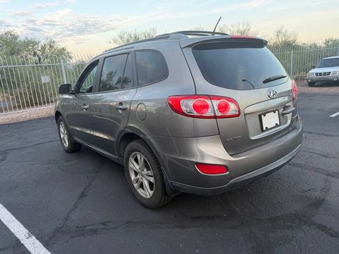 Used 2011 Hyundai Santa Fe SE FWD image 5