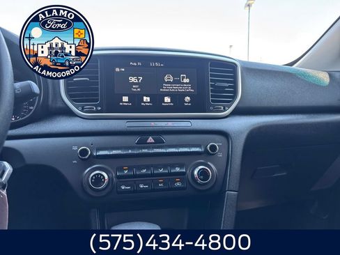 Used 2022 Kia Sportage LX FWD image 18